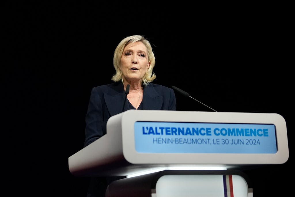 Power in Sight for Le Pen – Tense Final Round Ahead