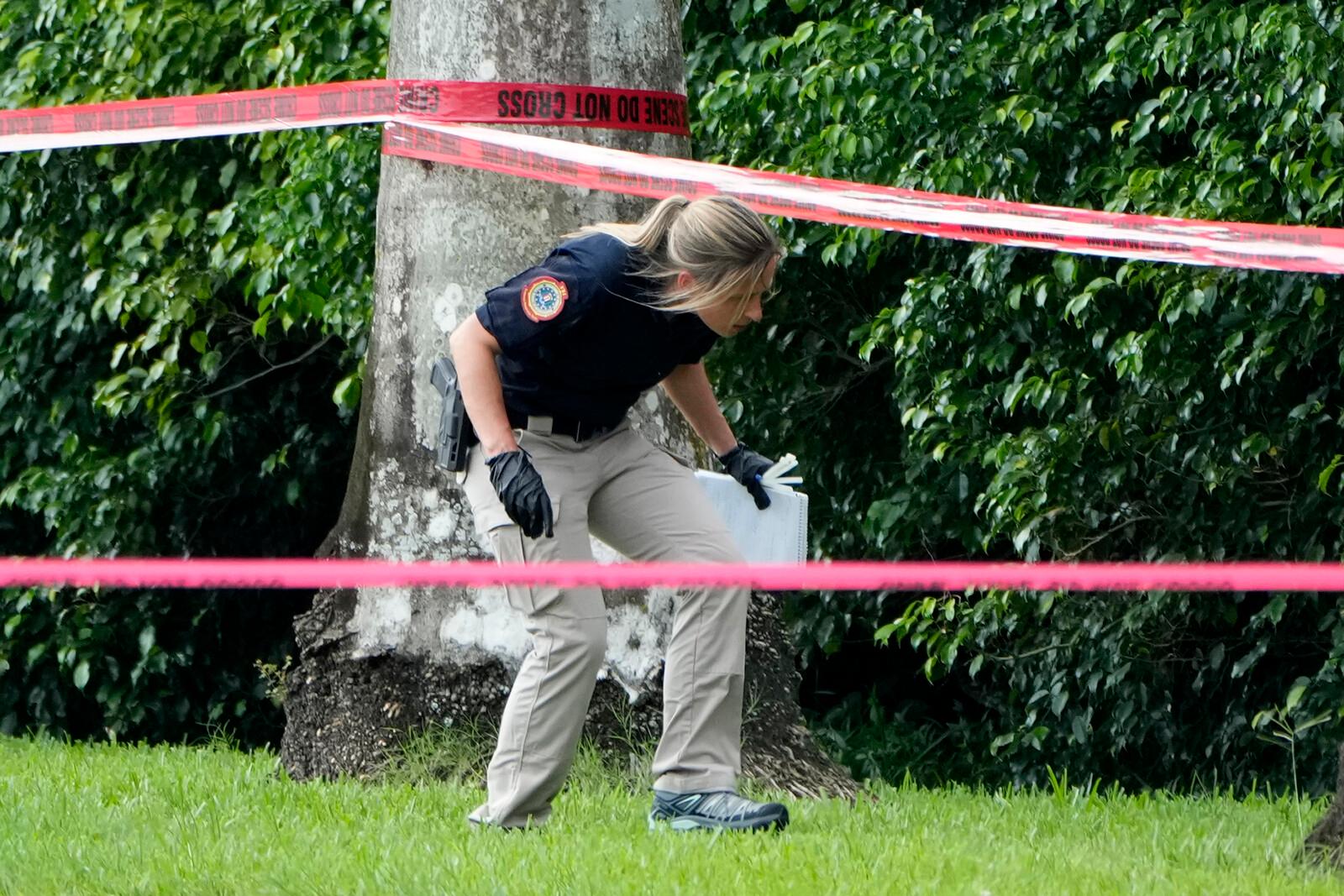 The Hideout at Trump's Golf Course: Known to Paparazzi