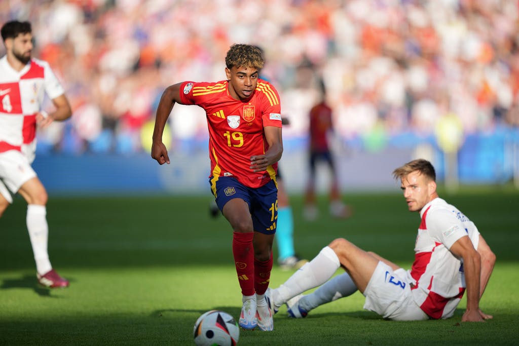 Spanish thrashing in super talent's historic debut
