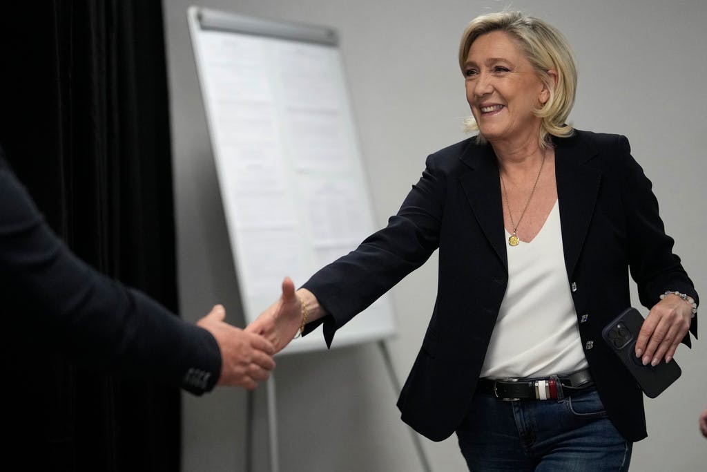 Le Pen's party largest in French election