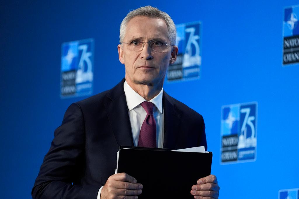 Stoltenberg calls for Ukraine meeting