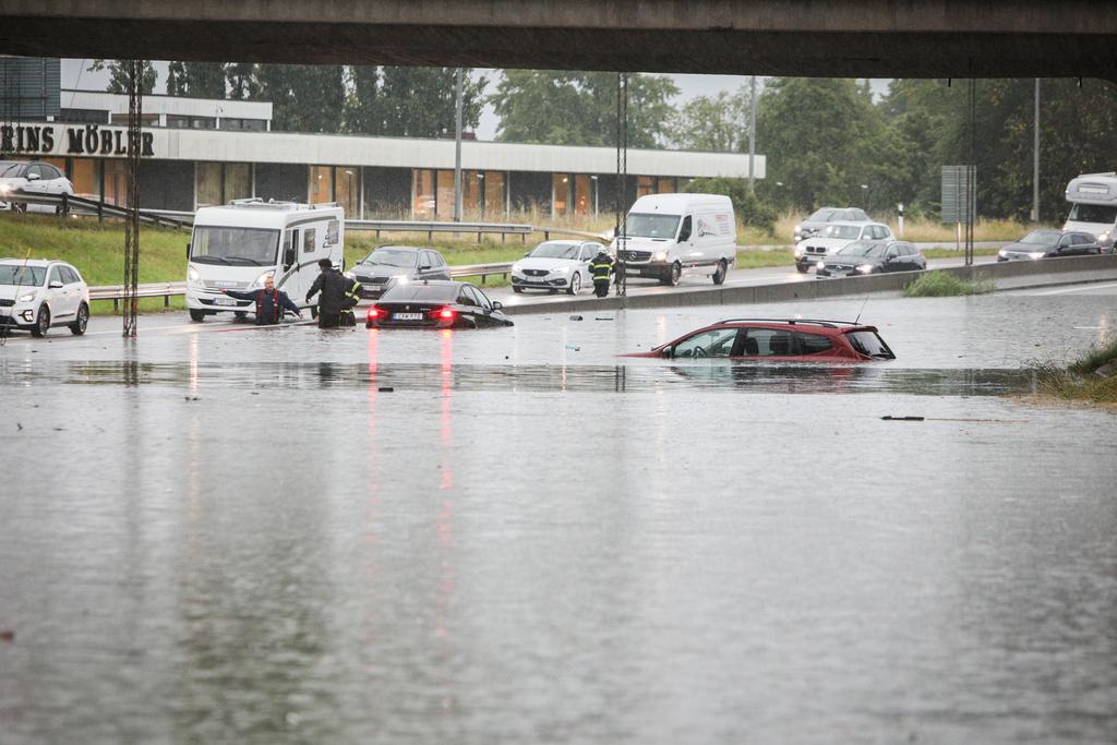 Hundreds of Alarms as the Downpour Swept Across the Country