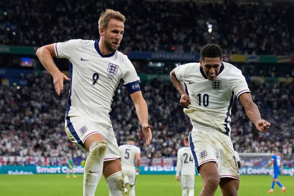 England reaches quarterfinals after incredible turnaround