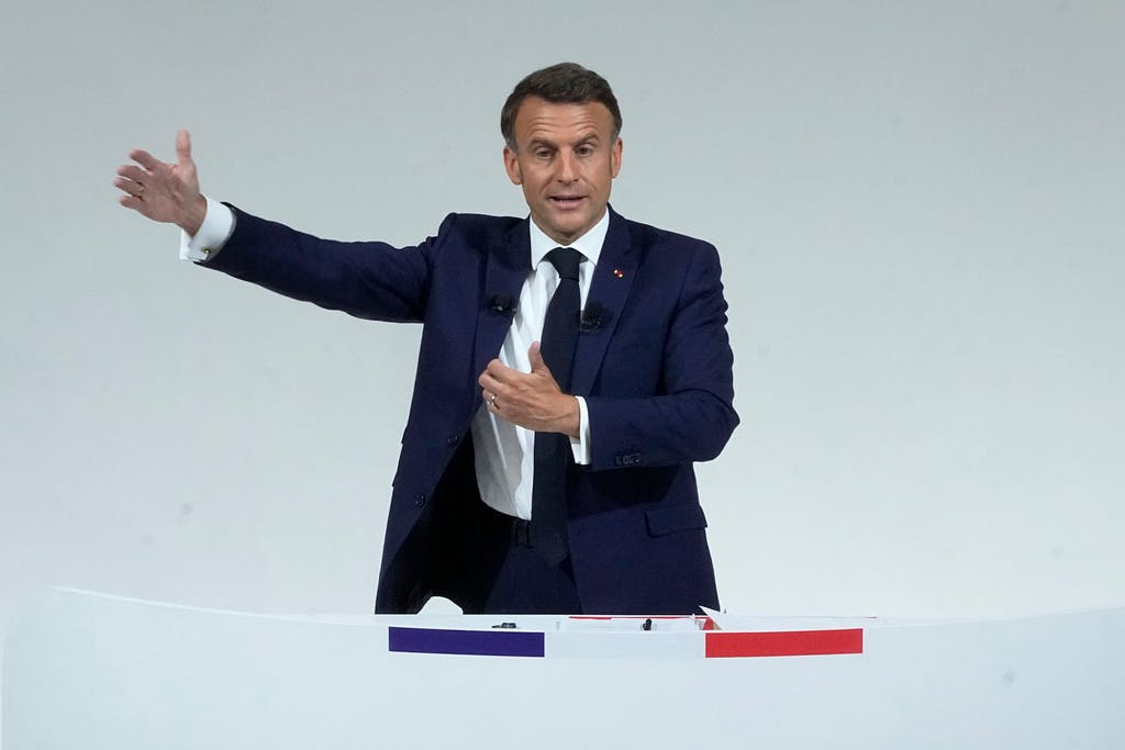 Expert: New Elections Part of Macron's Calculation