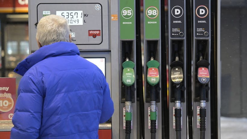 Petrol price rises slightly