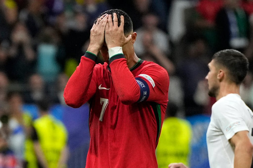 Ronaldo in tears: "Undoubtedly my last European Championship"
