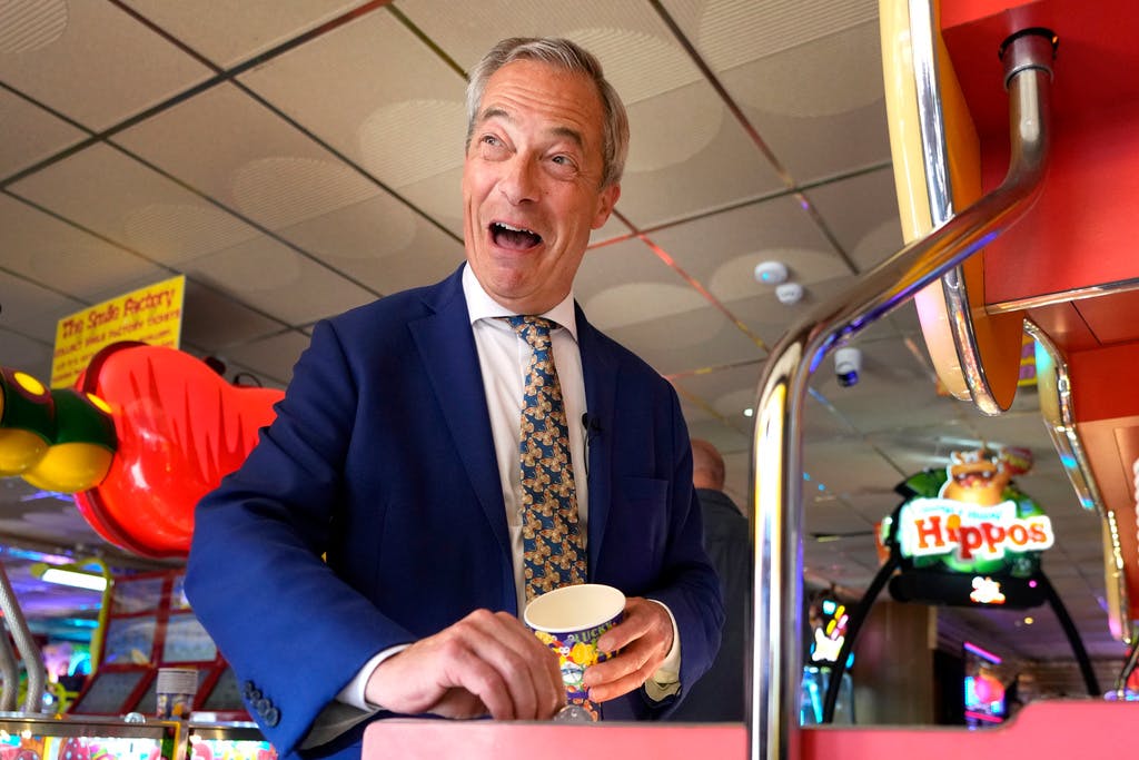 Farage sparks new Putin row