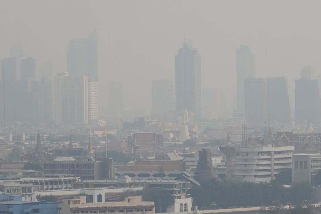 Air Pollution Kills 2,000 Children a Day