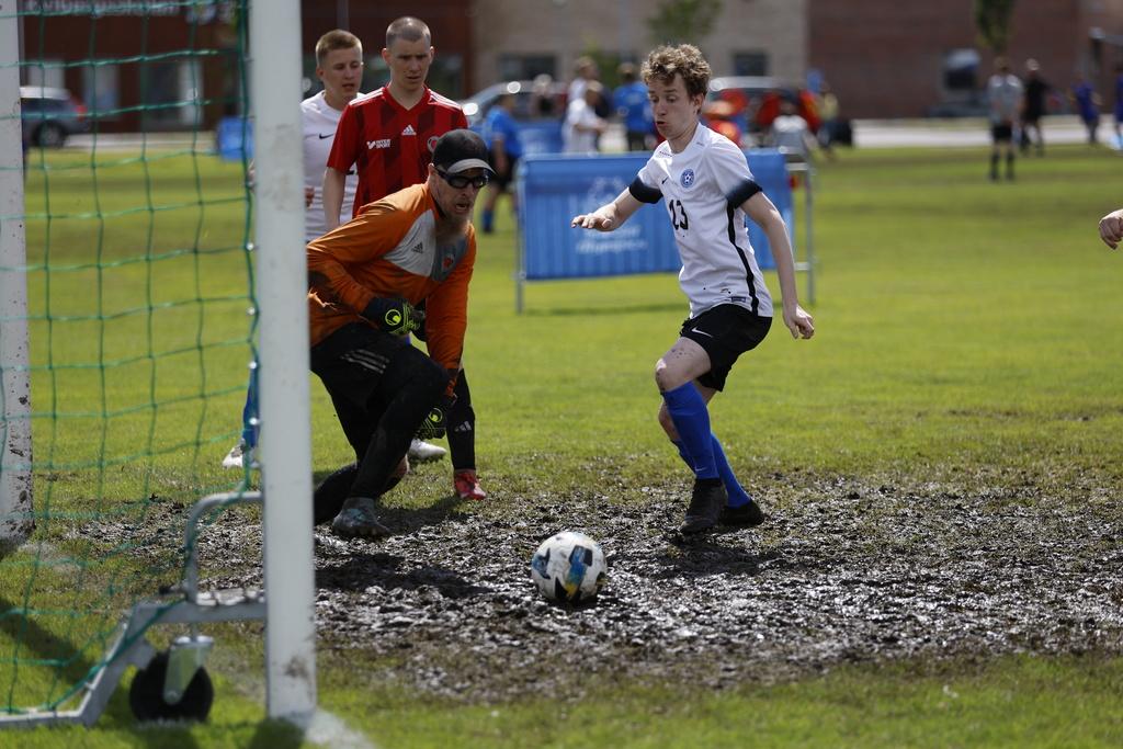 Rain Forces Gothia to Reschedule 400 Matches