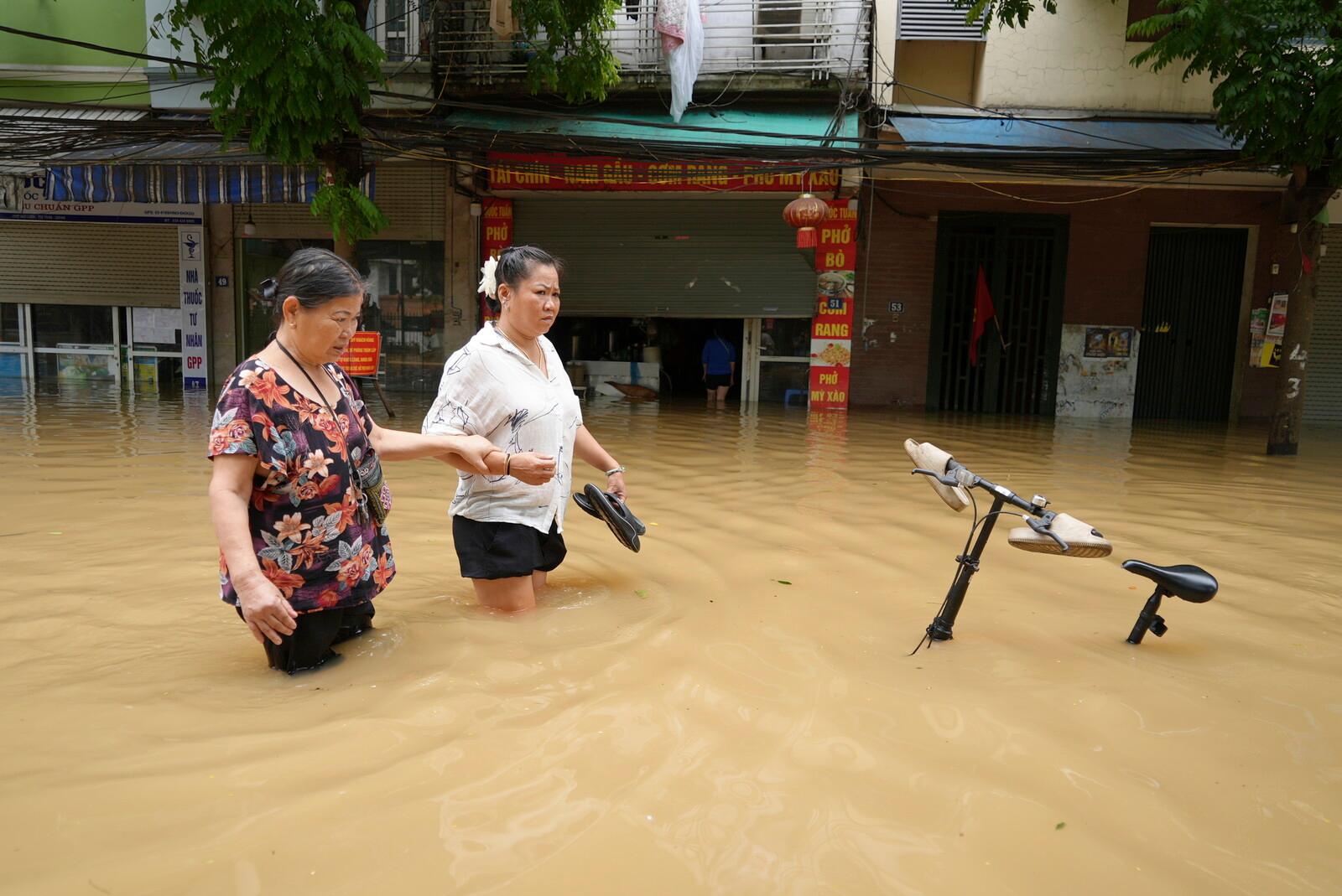 More than 200 dead in severe flooding