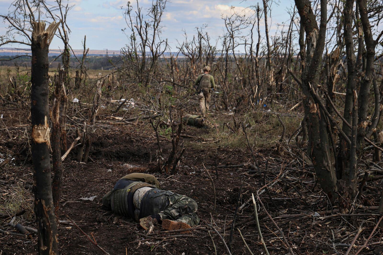 Hundreds of Russians die every day in Ukraine