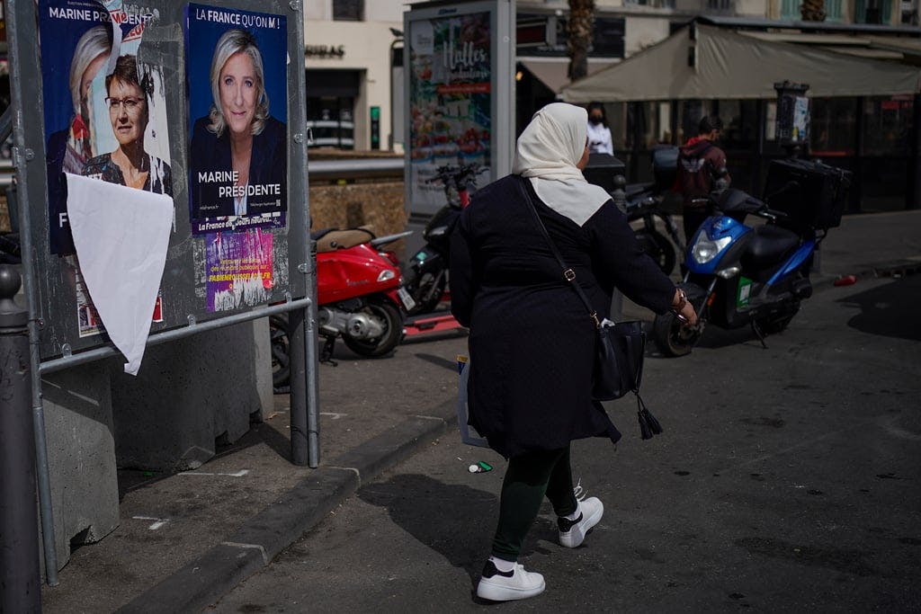 Anxiety grows among French Muslims ahead of the election