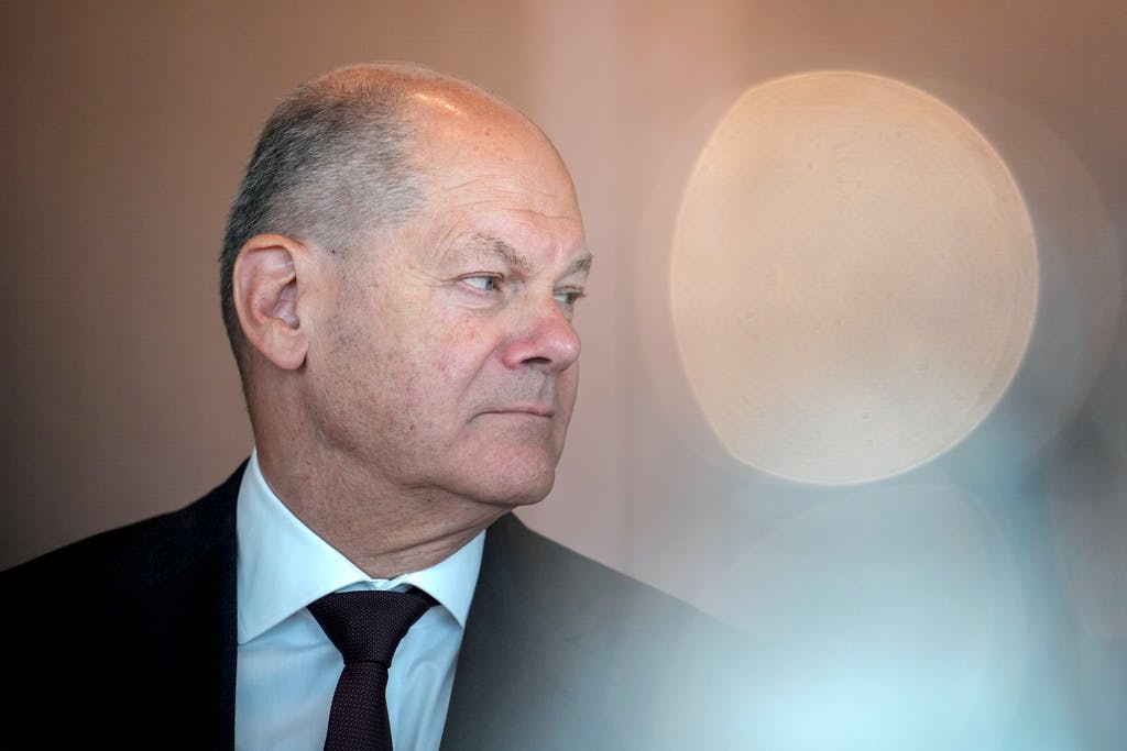 Scholz worried about the far-right's advance