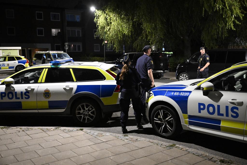 Shot in apartment in Malmö – critically injured