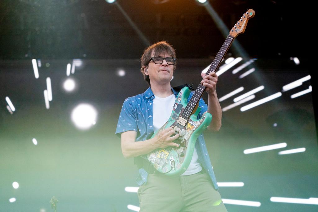 Weezer celebrates 30 years with 30 unreleased tracks